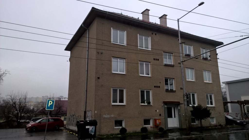 bytovka zvonku Wolkerova 17, Banská Bystrica