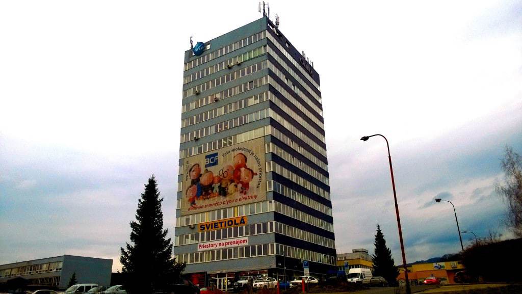 budova-zvrent