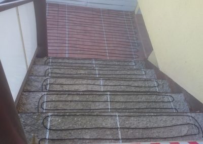 rozmrazovanie schodov