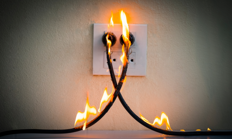 Prečo je dôležité vykonávať revízie elektrických zariadení a bleskozvodov?